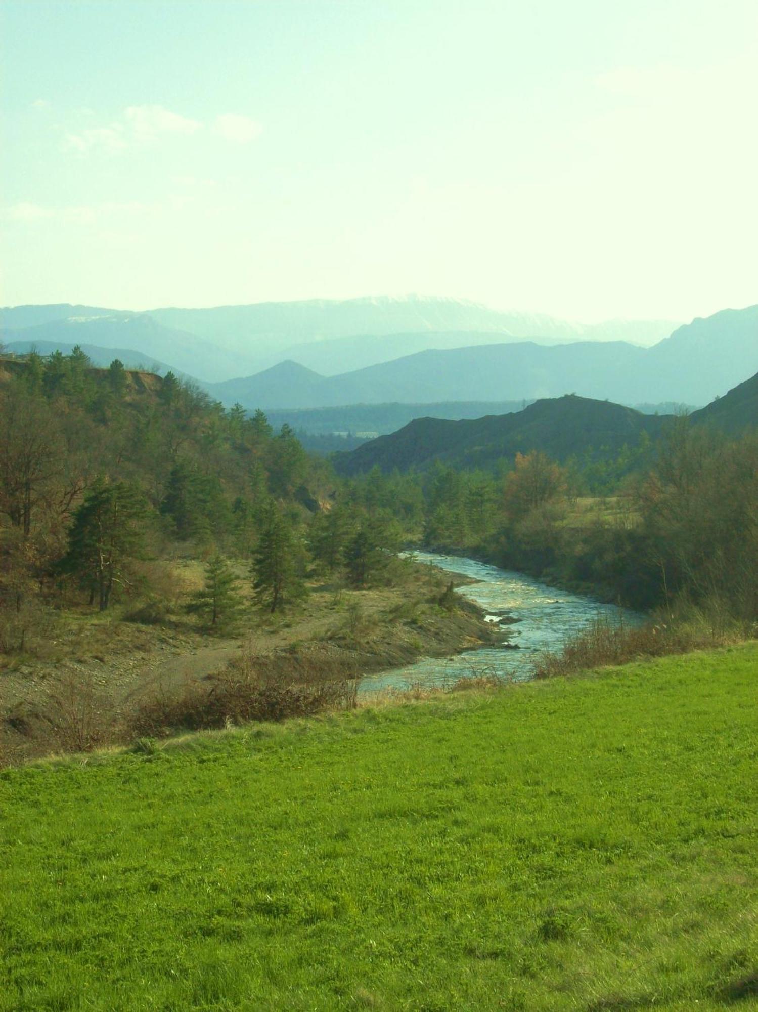 La Ferme De Valauris Bed & Breakfast Sisteron Exterior foto