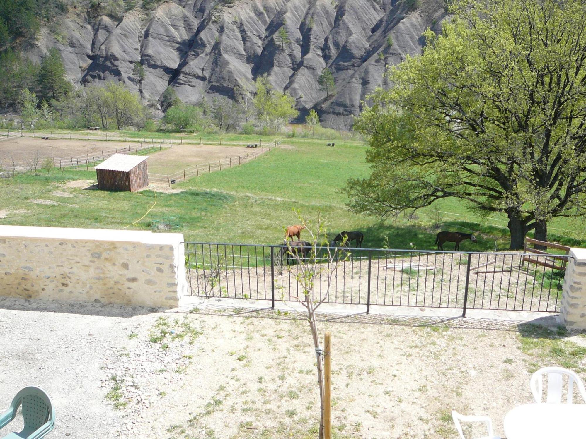 La Ferme De Valauris Bed & Breakfast Sisteron Exterior foto