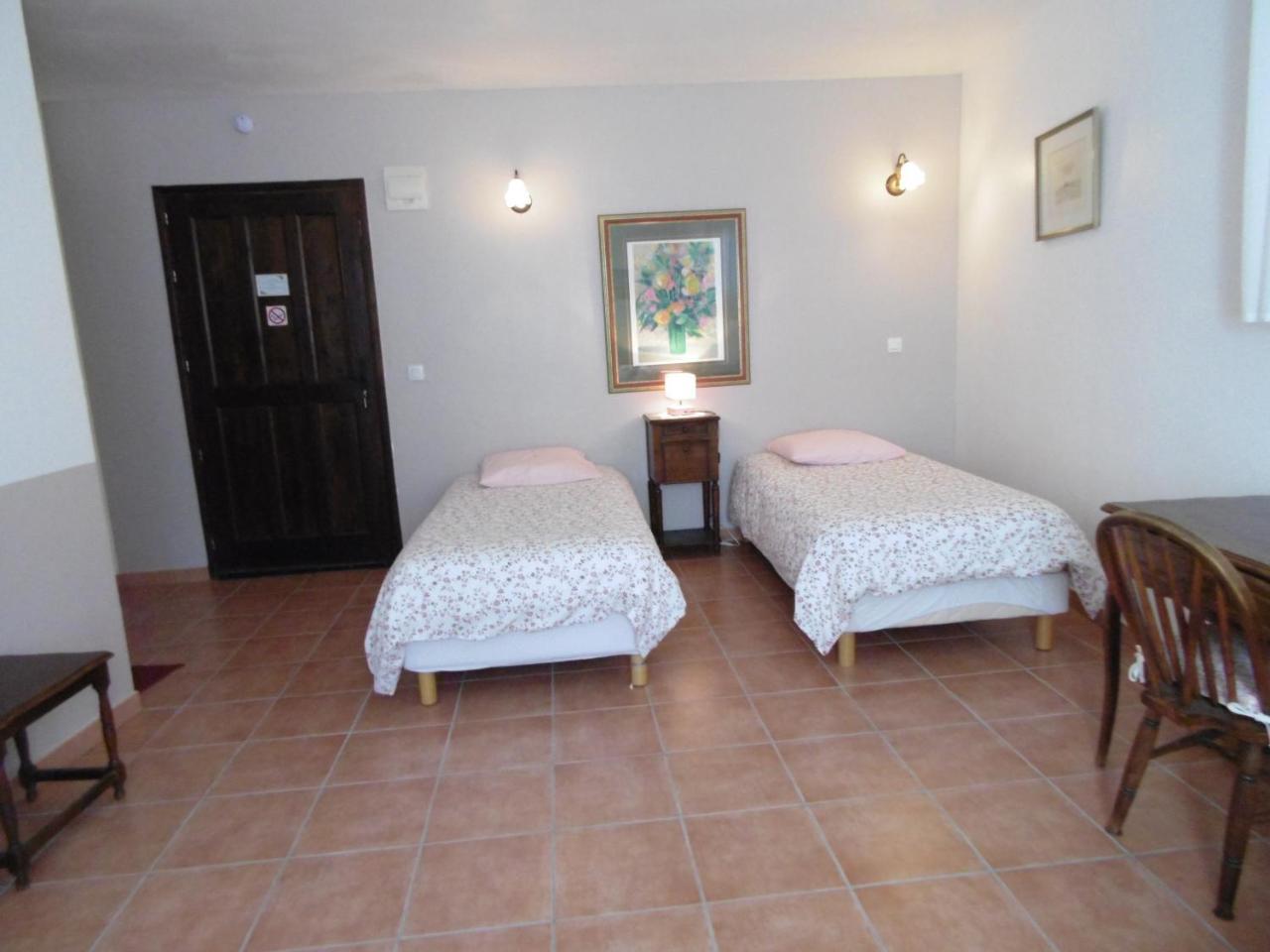 La Ferme De Valauris Bed & Breakfast Sisteron Exterior foto